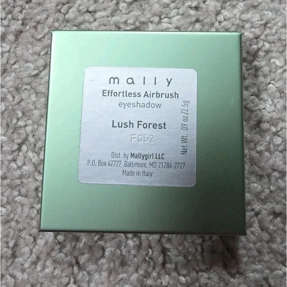 Mally Effortless Airbrush Eyeshadow‎ LUSH FOREST  .09 oz NO BOX